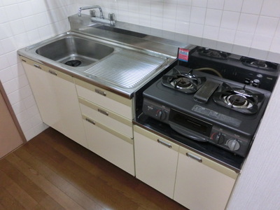 Kitchen. 2-neck Gasukitchin