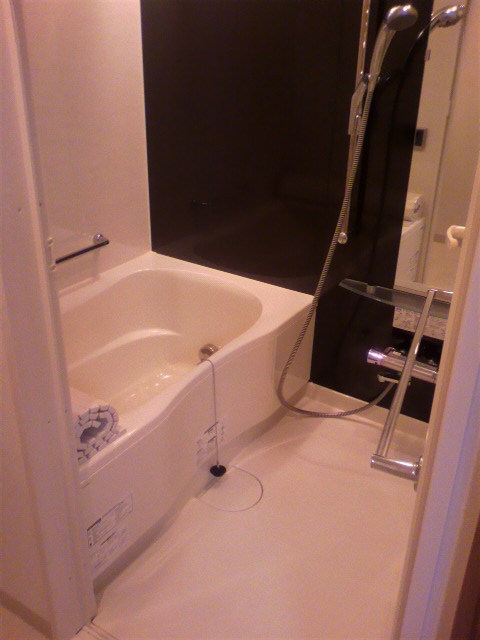 Bath. Reheating ☆ Bathroom Dryer ・ heating ・ Cool breeze ・ No complaint because with ventilation! 