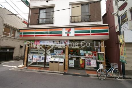Convenience store. 180m to Seven-Eleven Suginami Wada shop