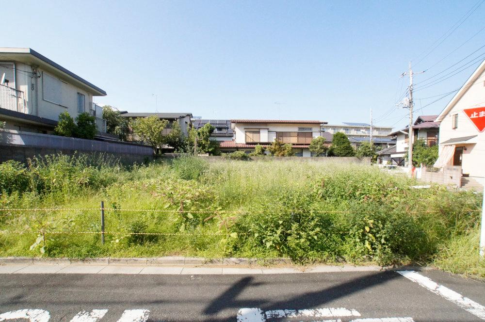 Local land photo. Suginami Takaidonishi 1-chome, Inokashira "Takaido" Station 6-minute walk, Station of origin "Fujimigaoka" is a residential land sale of the station 7-minute walk. A feeling of opening it will be in the southwest corner lot is sufficient. 