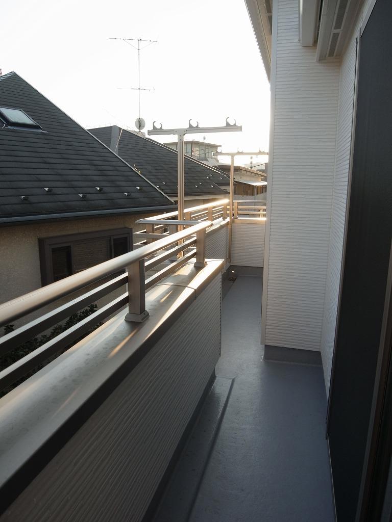 Balcony. Should not a few who space to hang out in the laundry is often suffer less! Large If this balcony ・ length ・ husband