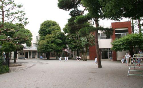 kindergarten ・ Nursery. 487m to the light salt Joshigakuin kindergarten