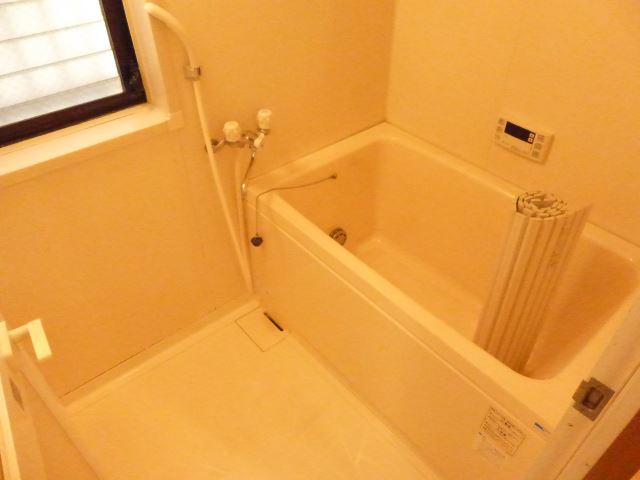 Bath. Bathroom with add cooking function