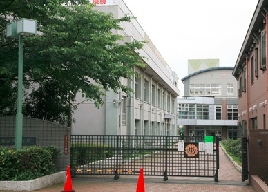 Junior high school. 999m to Suginami Ward Takaido junior high school (junior high school)