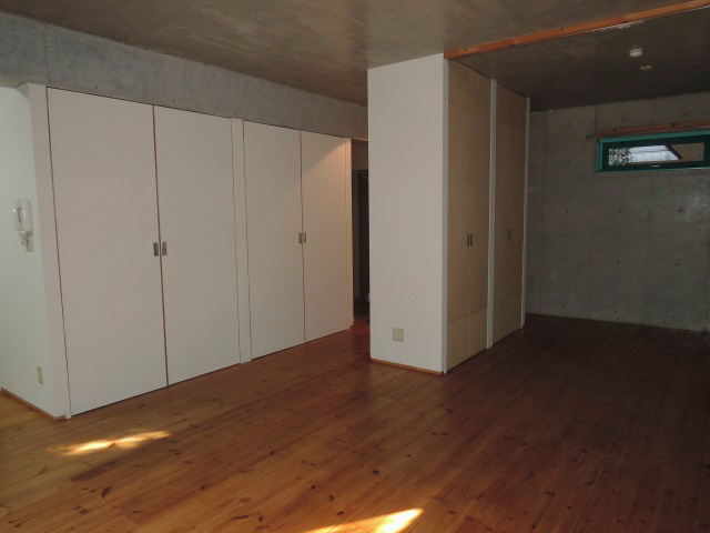 Other room space