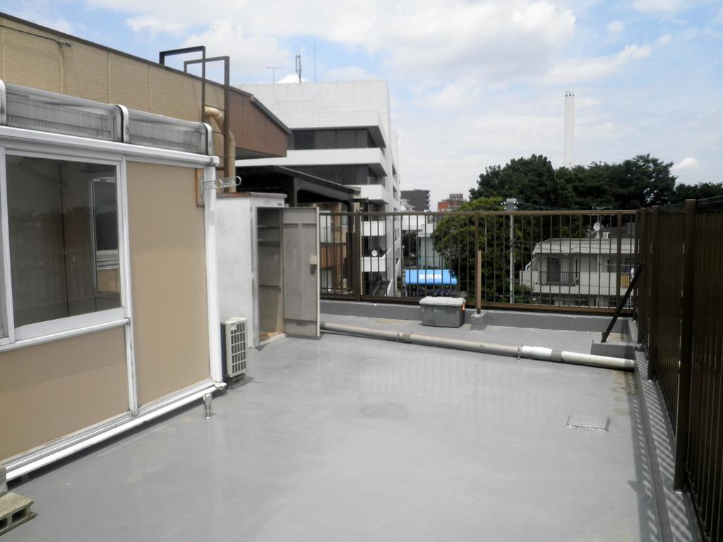 Balcony. Roof balcony about 37 square meters