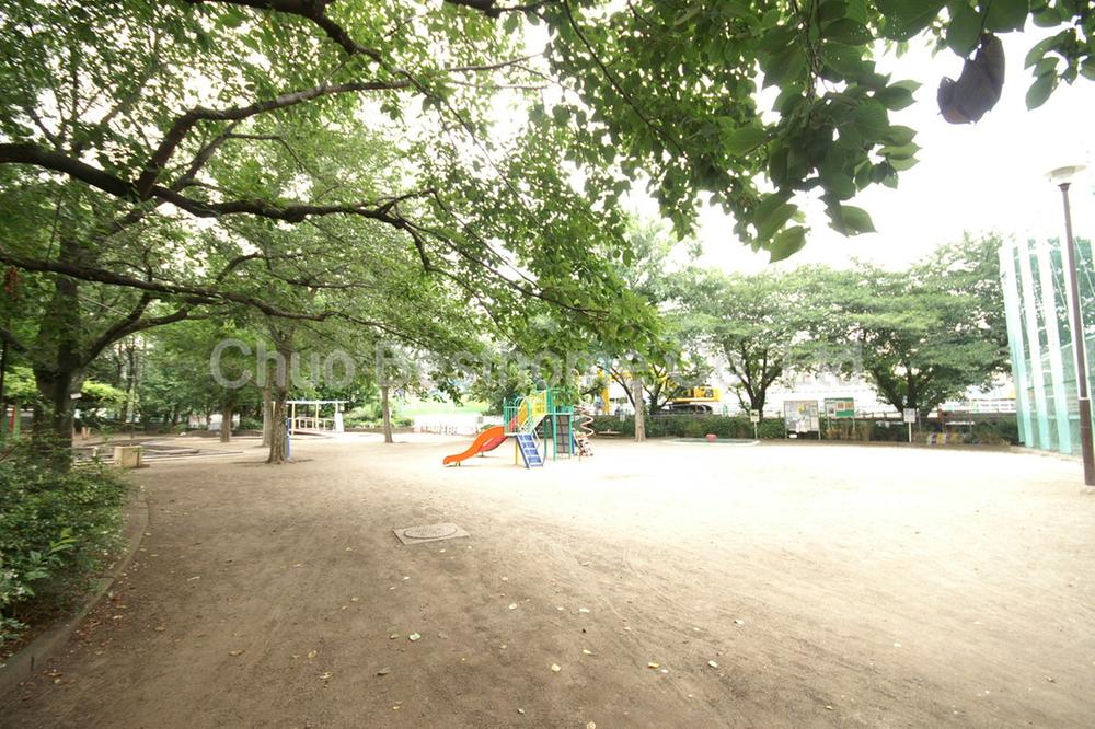 Other. Izumi 2-chome Park