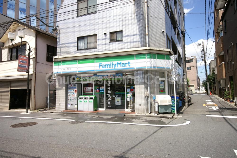 Other. FamilyMart