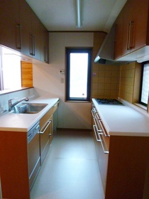 Kitchen. Gas 3-neck system Kitchen