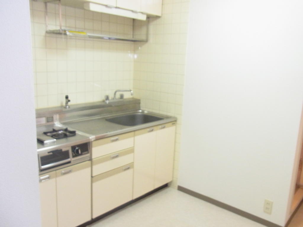 Other room space. Kitchen space widely your easy cooking