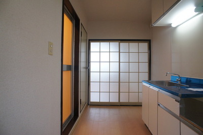 Other room space. Kitchen space of economic city gas use ☆