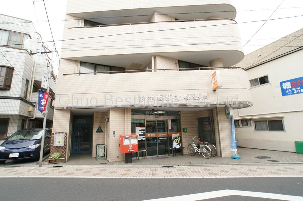 post office. 442m to Suginami Nishiogikita post office