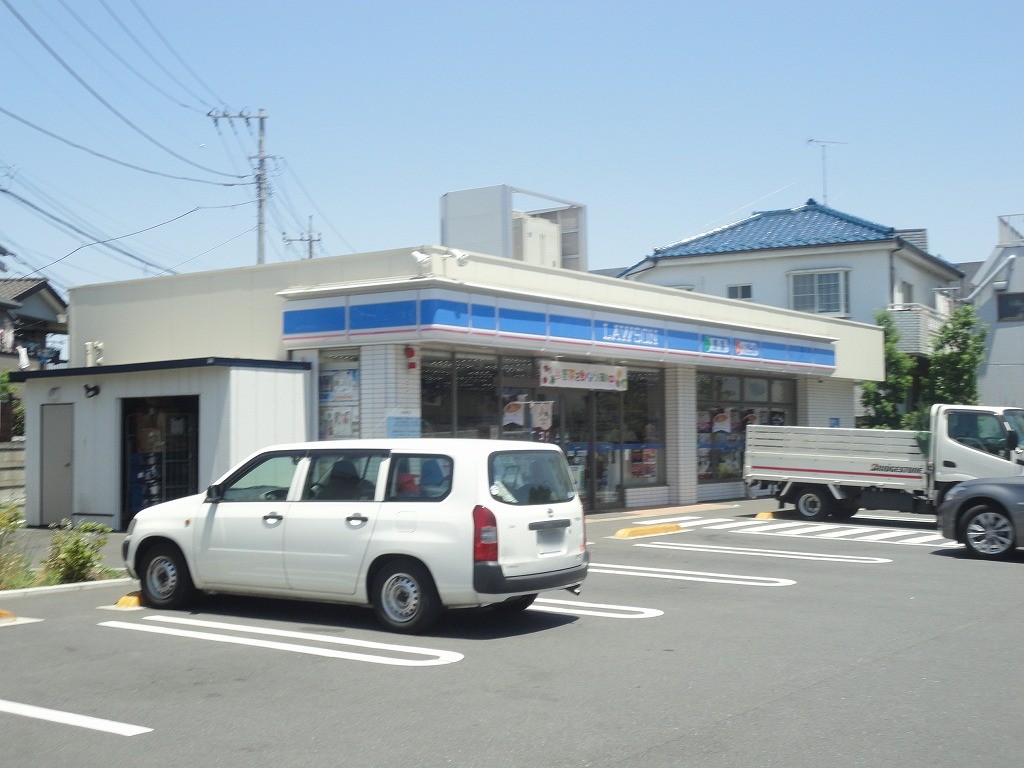 Convenience store. 88m until Lawson Suginami Naritanishi Sanchome store (convenience store)