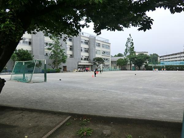 Primary school. Takaidohigashi until elementary school 690m