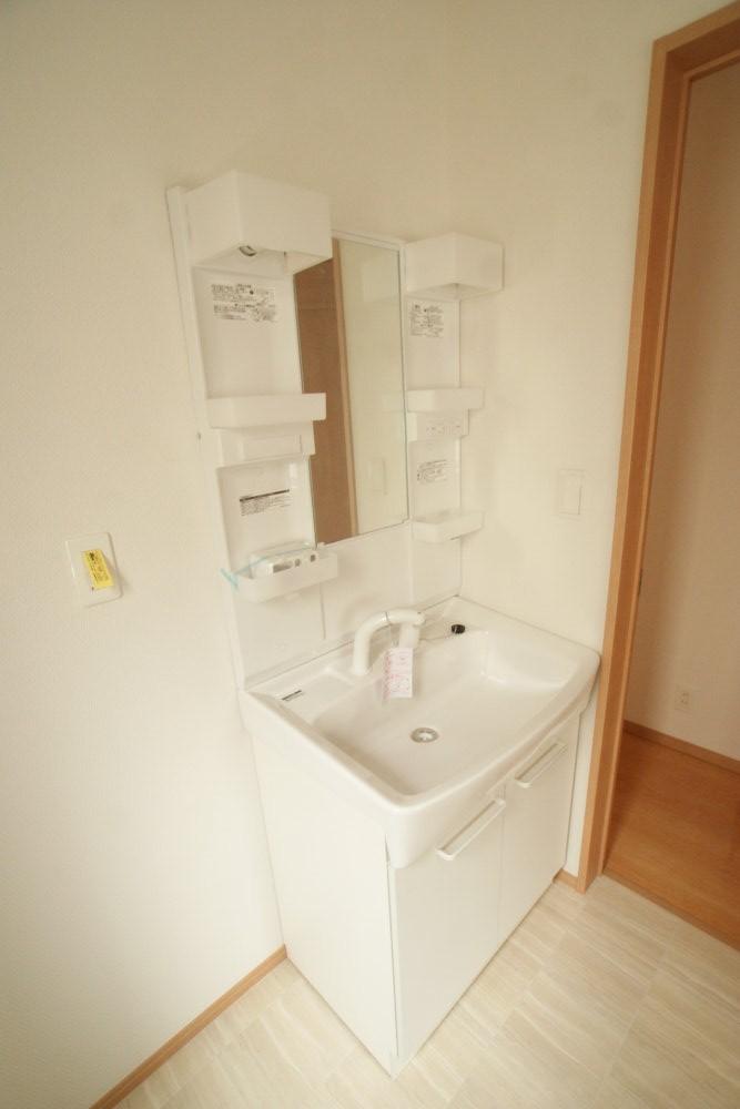 Same specifications photos (Other introspection). Shampoo is a vanity with a dresser. (Example of construction)