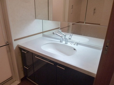 Washroom. Washroom