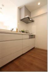 Kitchen. ~ It is in a new interior renovation. February will be completed in 2014 ~ Your preview is possible at any time.  The field situation, There is the case that specifications may be changed.