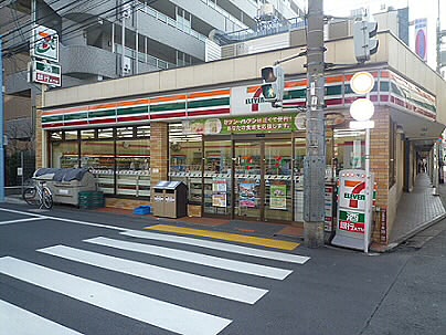 Convenience store. Seven-Eleven Suginami Roka park store up (convenience store) 302m