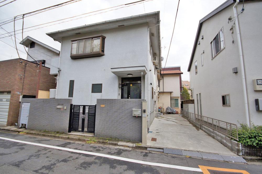 Local land photo. Land sale of the Suginami Minamiogikubo 3-chome. Since the building conditions is not attached, It is possible to building your favorite House manufacturer. Center line is a good location of "Nishiogikubo" station walk 9 minutes. Come once, Please refer to the local. 