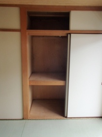 Other. There is also a upper closet closet in the Japanese-style room