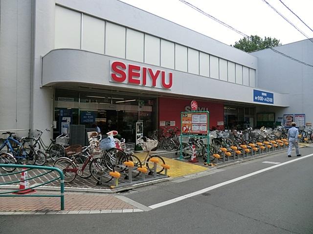Supermarket. Seiyu, Ltd. To Shimo Igusa shop 1381m