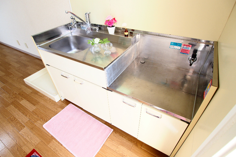 Kitchen. Two-burner gas stove definitive kitchen!