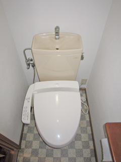 Toilet