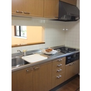 Kitchen. Face-to-face kitchen ・ Gas stove ・ With grill