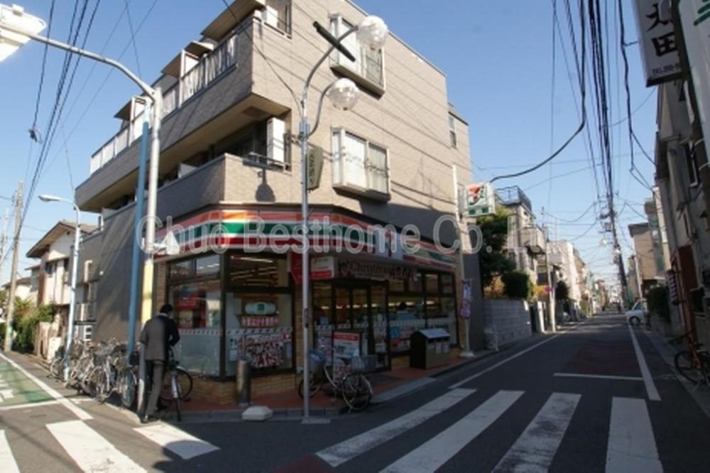 Convenience store. 570m to Seven-Eleven Suginami pine 2-chome