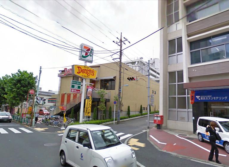 Convenience store. Seven-Eleven Nishiogikita 5-chome up (convenience store) 241m