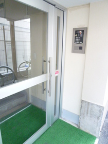 Other common areas. Auto is equipped with lock