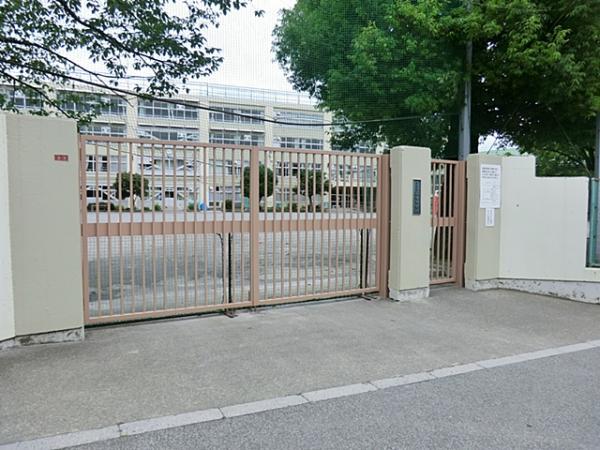 Junior high school. Ogikubo 750m until junior high school