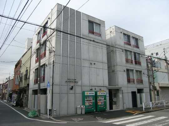 Local appearance photo. Exterior (1)