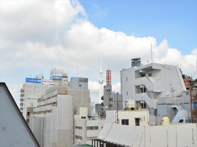 View photos from the dwelling unit. View from the seventh floor part