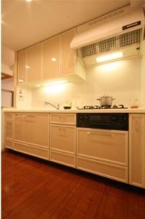 Kitchen. ~ 11 / 29 interior was completed ~