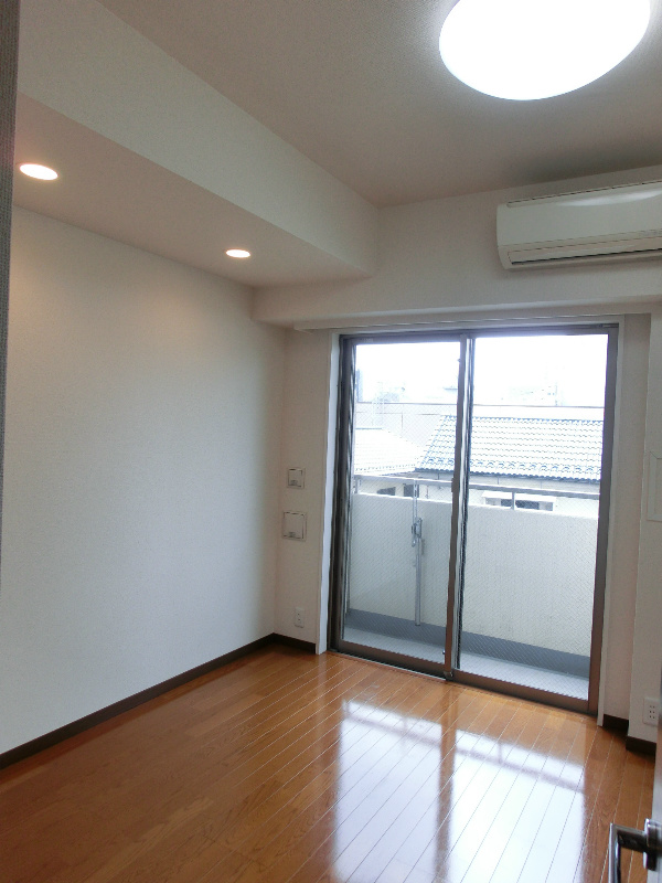 Living and room