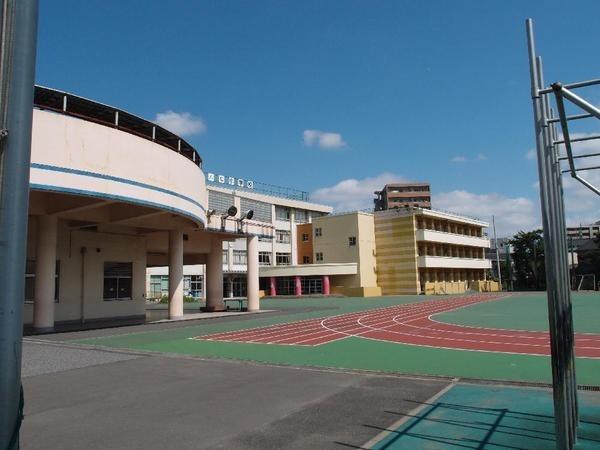 Primary school. 502m to Sumida Ward Yahiro Elementary School