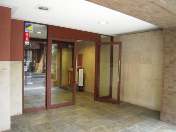 Entrance. entrance / 2013 November shooting