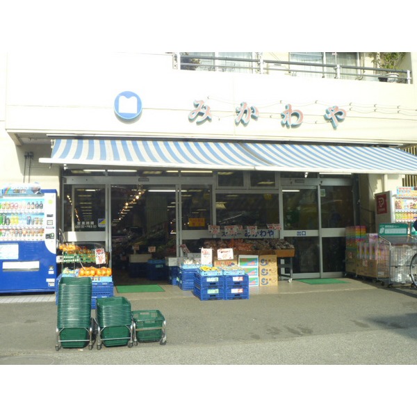 Supermarket. Fukusuke Yahiro store up to (super) 484m