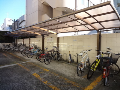 Other common areas. Covered bicycle parking lots, Bike consultation