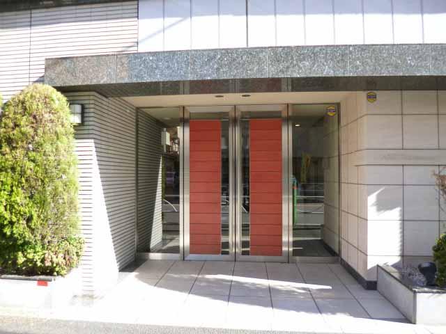 Entrance.  [entrance] Urban and smart entrance.