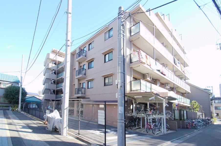 Local appearance photo