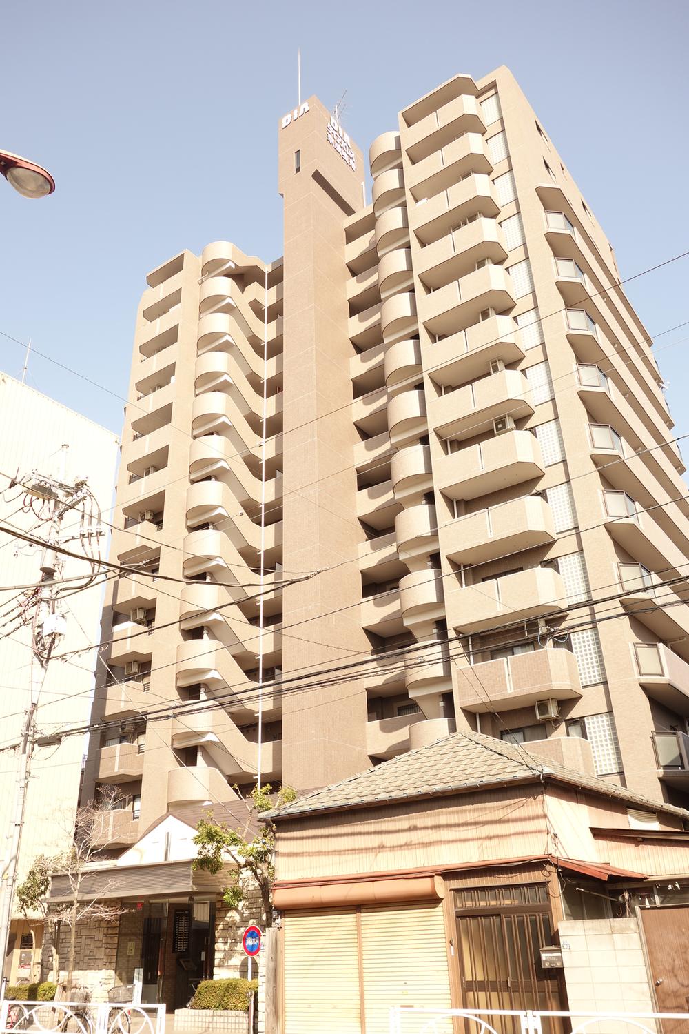 Local appearance photo. Local (March 2013) Shooting