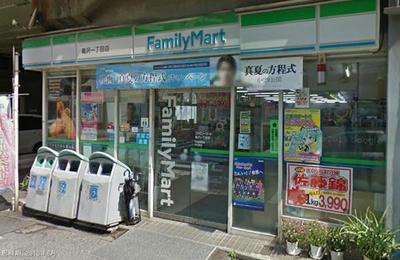 Convenience store. FamilyMart Kamezawa chome store up (convenience store) 52m