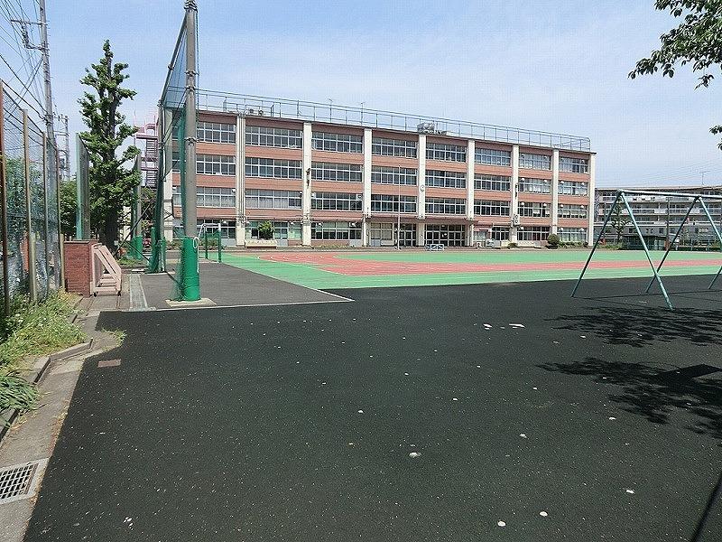 Primary school. Sumita until elementary school 395m
