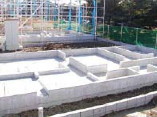 Construction ・ Construction method ・ specification. Solid foundation not only improves the durability and earthquake resistance against immobility subsidence, It will also be under the floor moisture-proof measures. (Solid basis example)