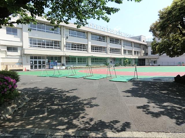 Primary school. Sumida Ward third Terashima to elementary school 507m