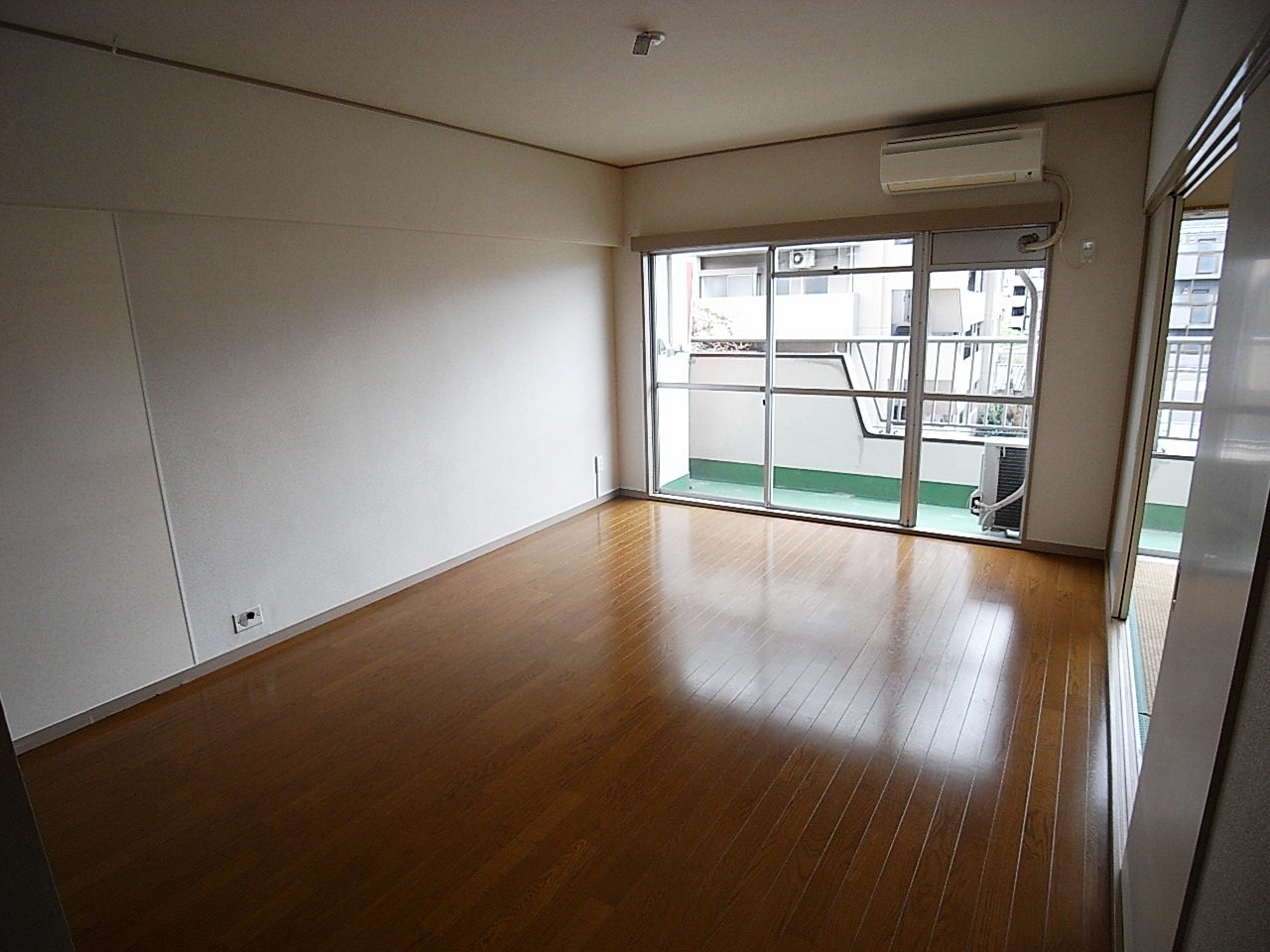 Living and room
