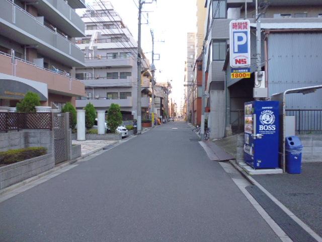 Other local. Frontal road