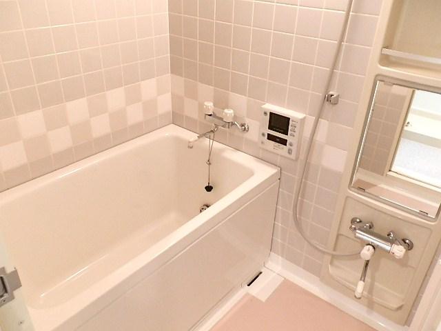 Bathroom. Please heal the fatigue of the day!